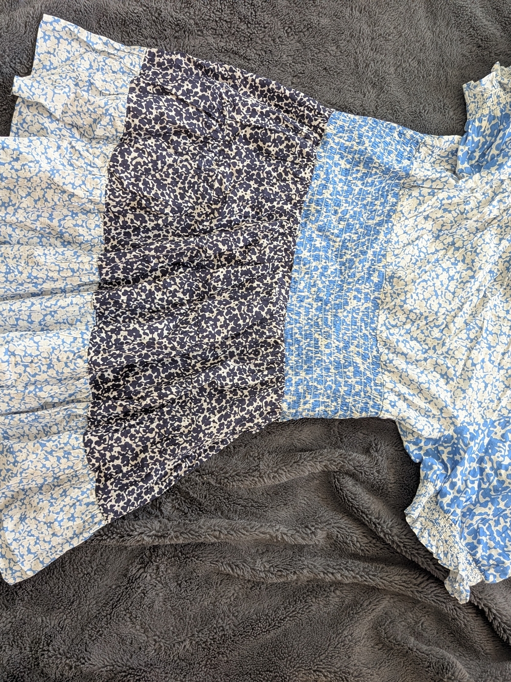 Closet Clean Out Sale. Spring Bundle Anthropologie, Abercrombie, American Eagle - Picture 10 of 13